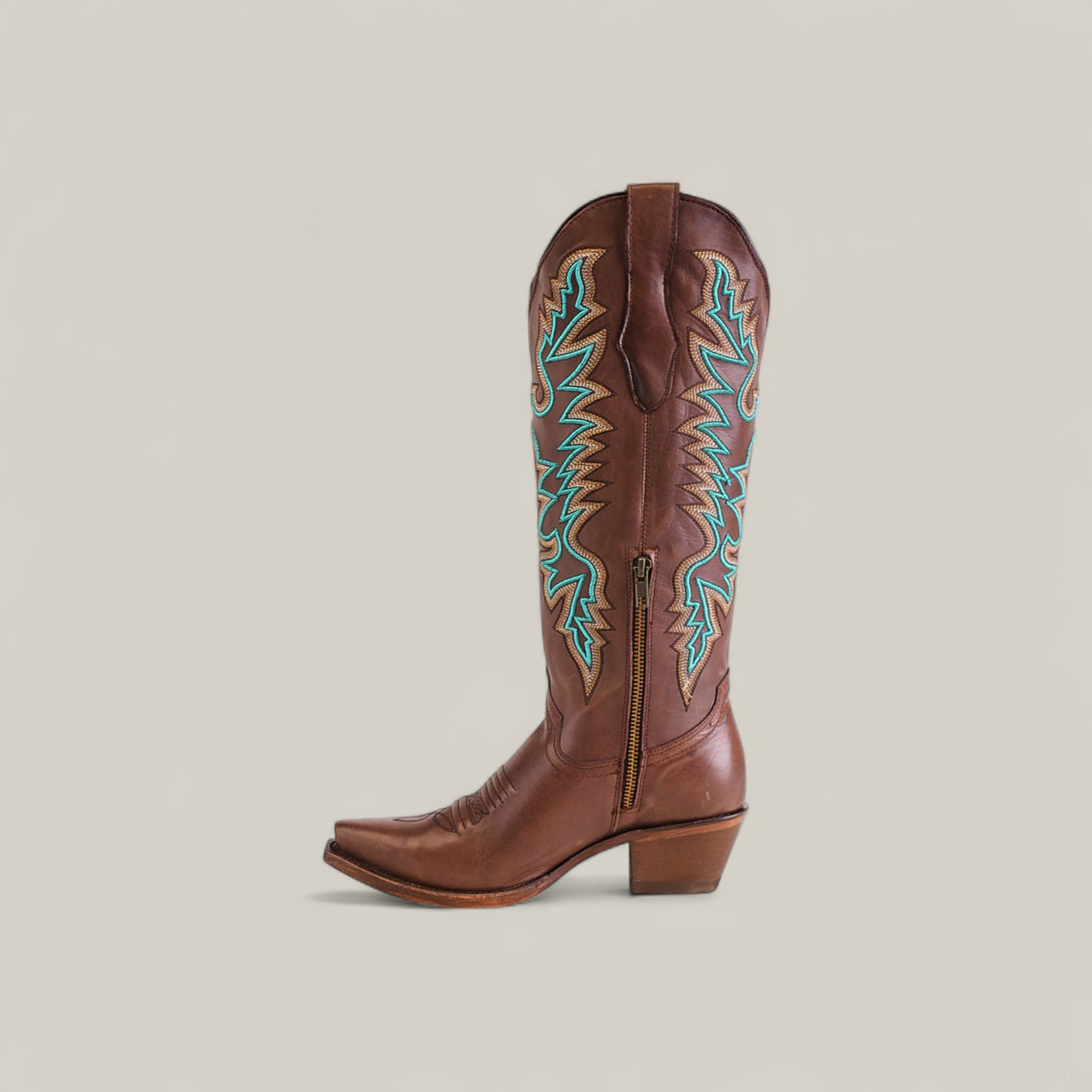 E859 Cleyton Cafe Natasha