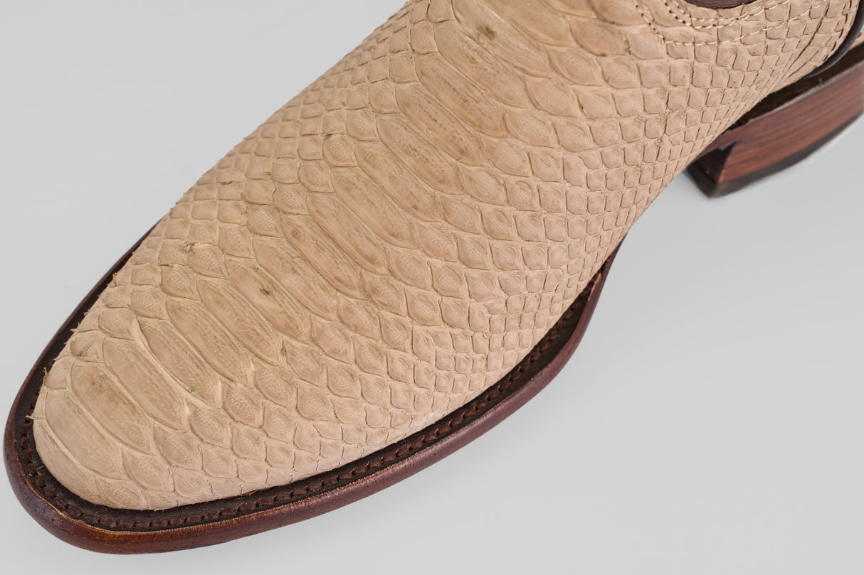 Tanner - Cappucino - Roper Toe