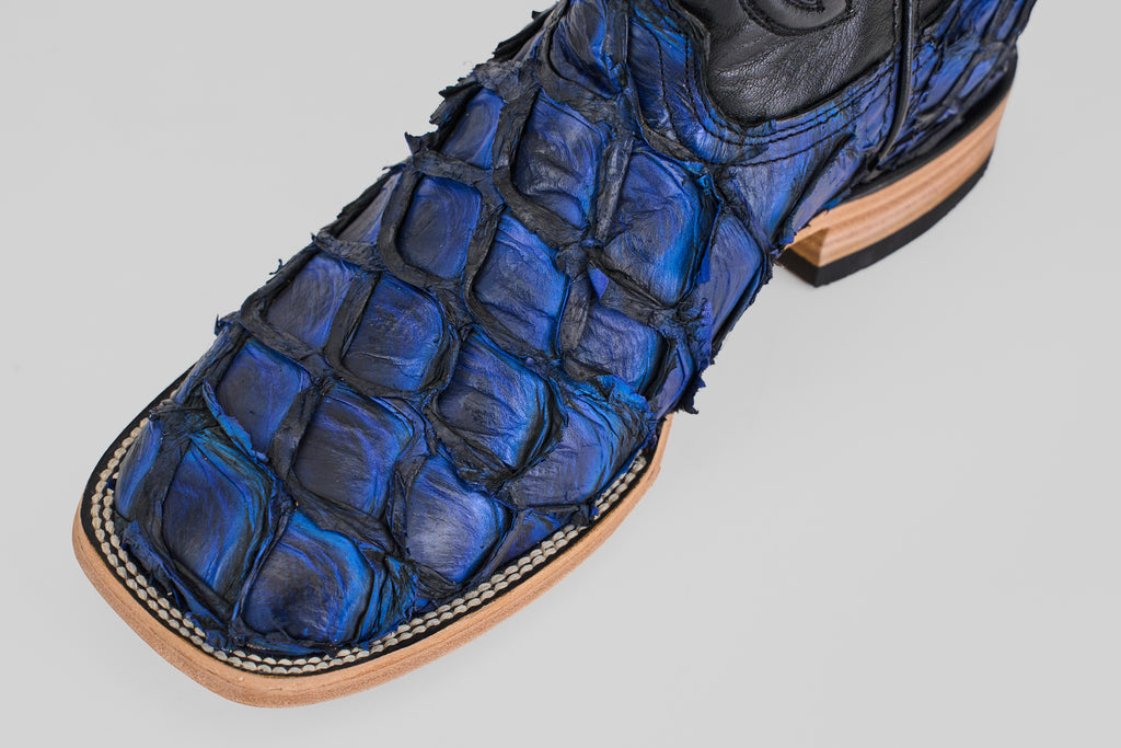 Connor - Azul oscuro - Punta cuadrada