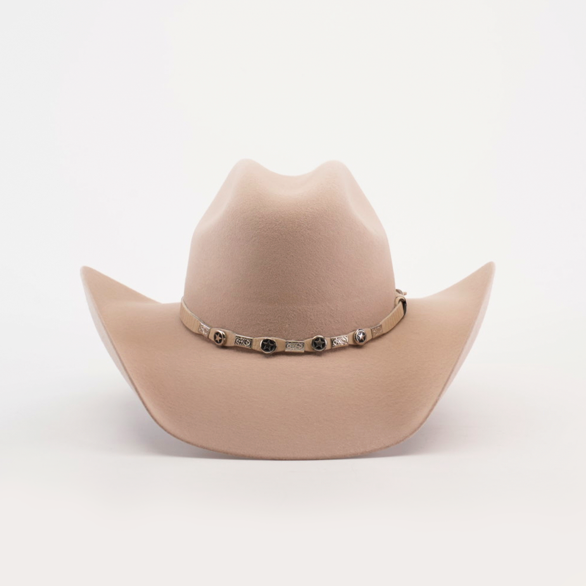 The 6X Chihuahua Belly, a beige cowboy hat made from premium sheep wool, showcases a wide brim and decorative band with metal accents around the crown, all set against a plain white background, embodying classic cowboy style.