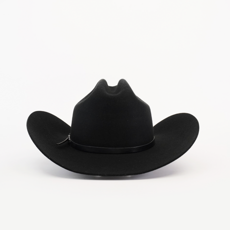 A Western classic, the 6X Country Black is a wide-brimmed cowboy hat with a smooth texture and creased crown, crafted from fine sheep wool felt and set elegantly on a plain white background.